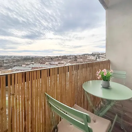Cozy Flat Balcony Panoramic View 5m Metro B Apartmán *