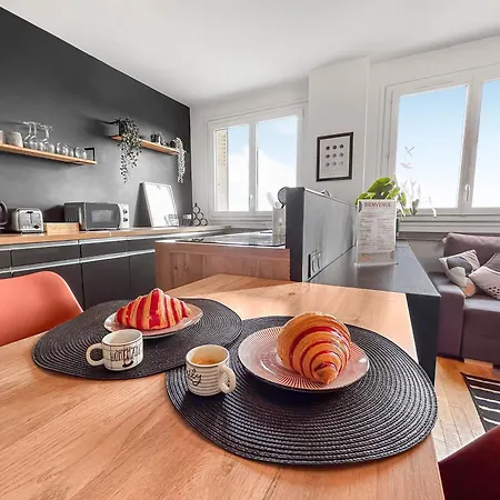 Cozy Flat Balcony Panoramic View 5m Metro B